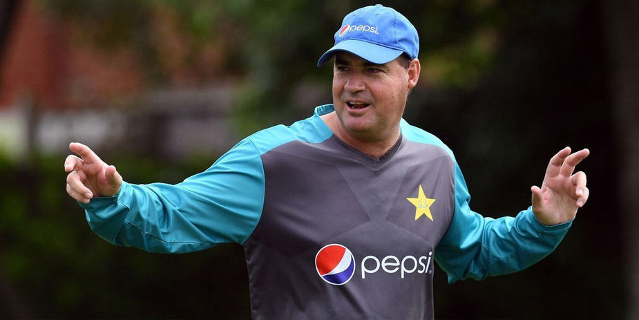 Mickey Arthur says,Pakistan batsmen first day of the second Test at Newlands, showing no improvement from the first Test in Pretoria